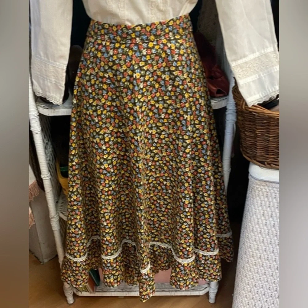 *Vintage 70’s, Gunne sax style, handmade prairie skirt - Picture 2 of 10